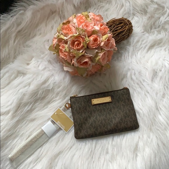 🤎 MICHAEL KORS Jet Set Wristlet - Picture 3 of 7